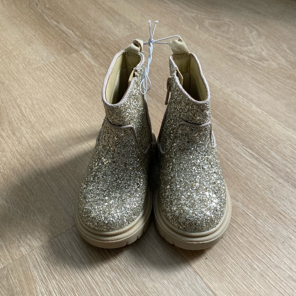 NEW Cat and Jack sparkly boots
